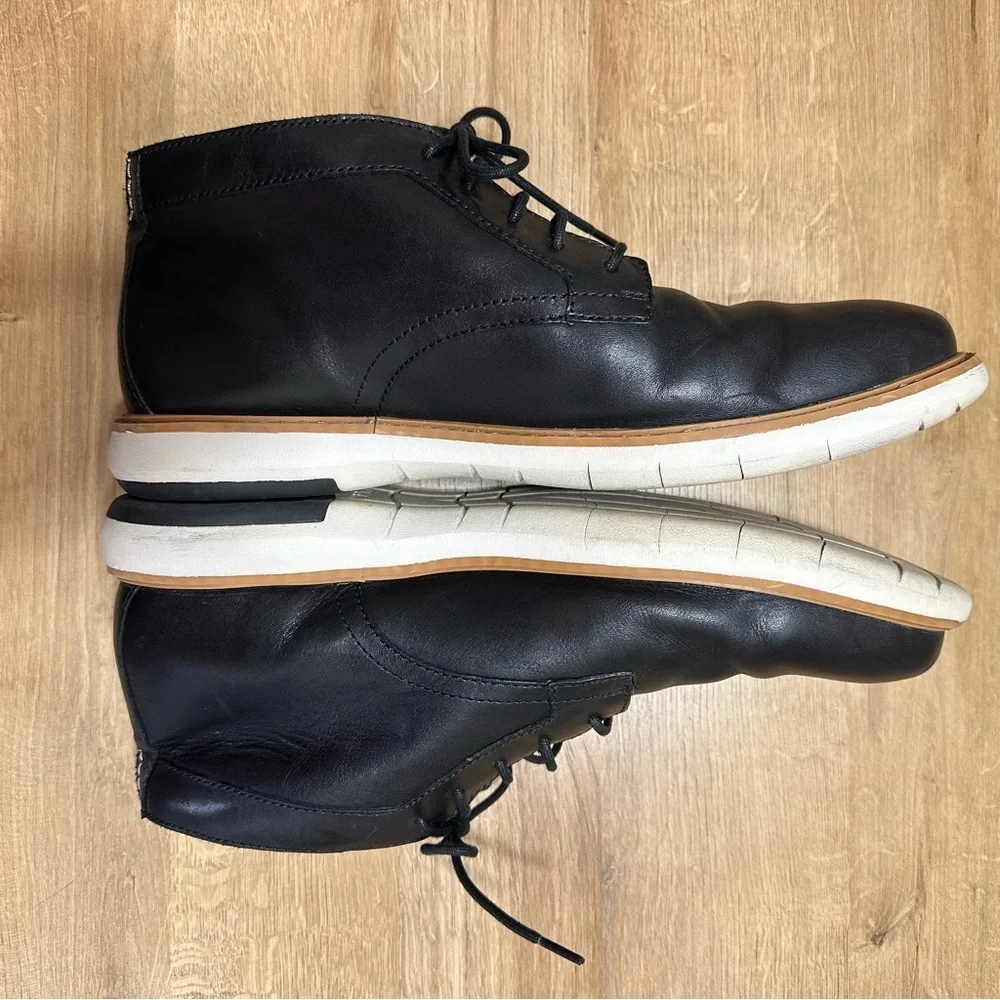 Clarks Men's Chukka Lace Up Boot Hommes Black Comfort